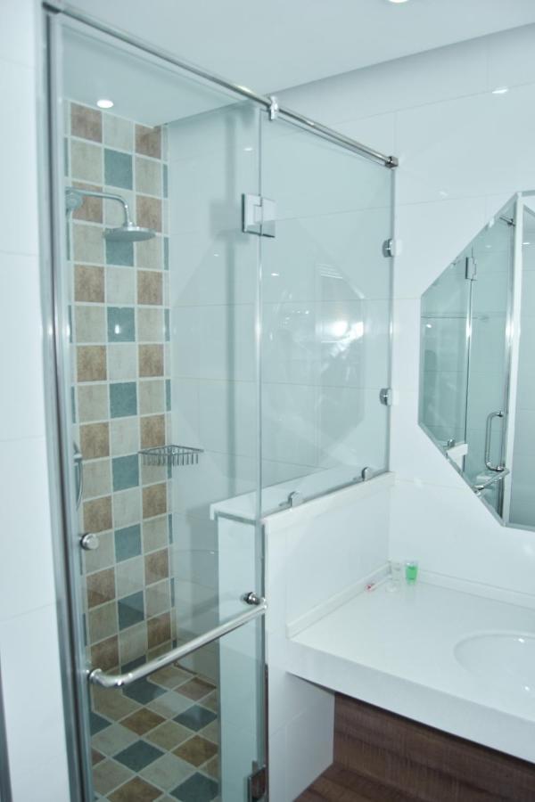 Green Which Hotel Petropavlovsk Ngoại thất bức ảnh