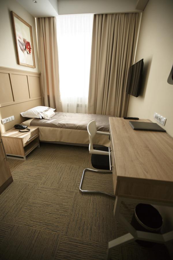 Green Which Hotel Petropavlovsk Ngoại thất bức ảnh